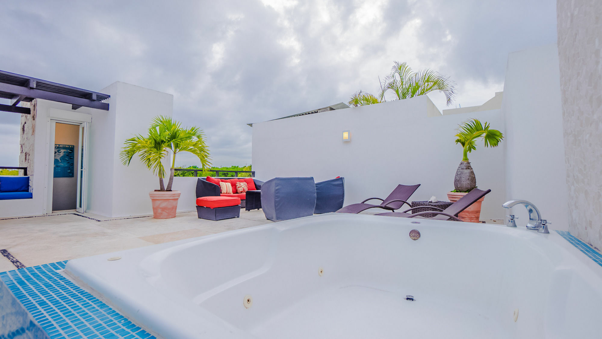 Meridian Downtown * Playa del Carmen
